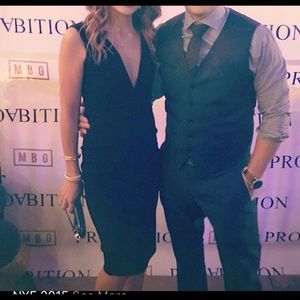 Windsor black fitted dress